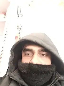 Snapshot of mohit08desi chatting on January 9, 2026, 7:04 am mohit08desi online show from January 9, 2026, 7:04 am