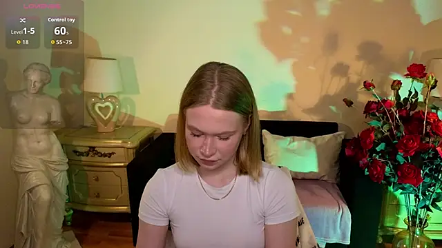 RebeccaLewis online show from December 15, 2025, 11:27 am