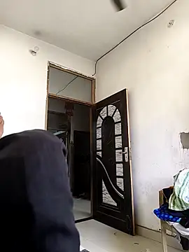 Niteenku online show from April 12, 2026, 9:23 am