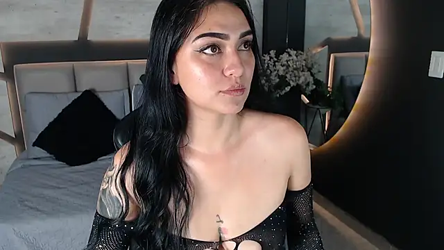 Snapshot of IsabellaRoss chatting on December 16, 2025, 5:06 pm IsabellaRoss online show from December 16, 2025, 5:06 pm