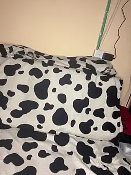 Snapshot of FOXXX_BABY chatting on February 3, 2026, 7:46 am FOXXX BABY online show from February 3, 2026, 7:46 am