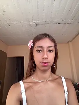 FOXXX BABY online show from December 18, 2025, 1:48 pm