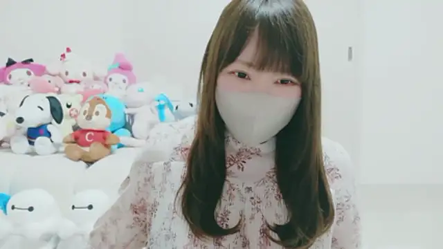 yuyuchan   online show from April 4, 2026, 10:00 am