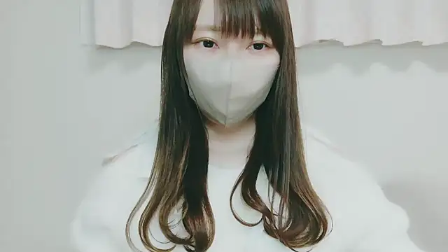 Snapshot of yuyuchan__ chatting on December 18, 2025, 10:19 am yuyuchan online show from December 18, 2025, 10:19 am