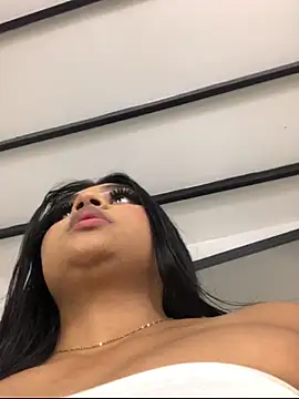 Snapshot of SalomeReed chatting on December 18, 2025, 1:15 pm SalomeReed online show from December 18, 2025, 1:15 pm