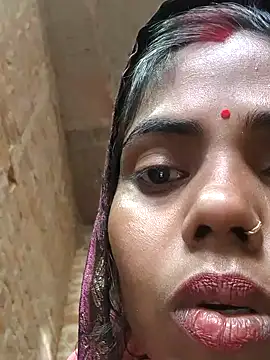 Soniya5533 online show from December 17, 2025, 5:23 am