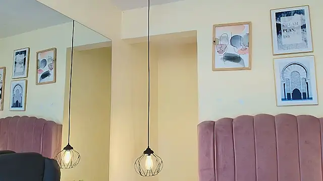 Snapshot of Celestee15_ chatting on February 23, 2026, 11:22 am Celestee15 online show from February 23, 2026, 11:22 am