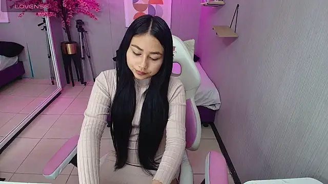 Carolina cherry online show from March 12, 2026, 12:20 pm