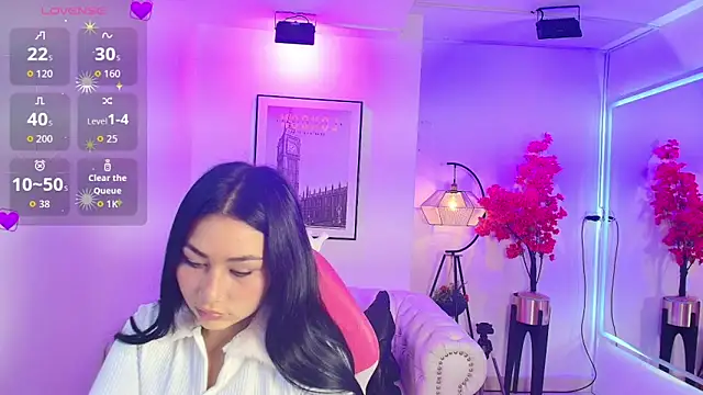 Snapshot of Carolina_cherry chatting on December 17, 2025, 11:48 am Carolina cherry online show from December 17, 2025, 11:48 am