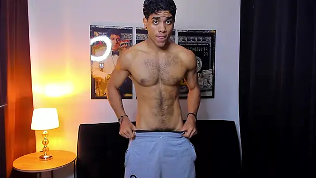 Snapshot of Dustyn_Michelle1 chatting on February 6, 2026, 1:07 pm Dustyn Michelle1 online show from February 6, 2026, 1:07 pm