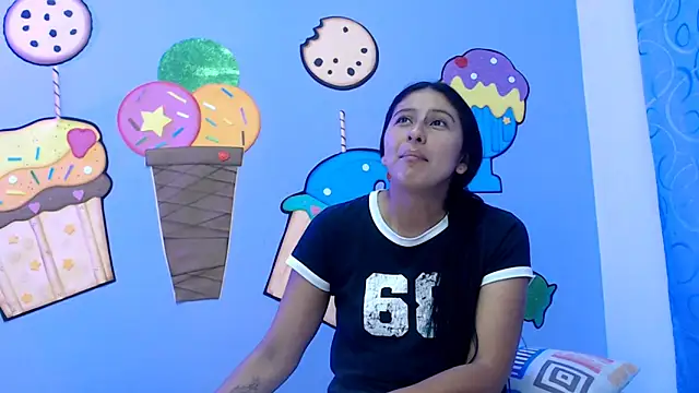 Snapshot of NOVAHOT98 chatting on February 22, 2026, 7:37 pm NOVAHOT98 online show from February 22, 2026, 7:37 pm