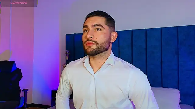 Snapshot of Steve-Carter chatting on December 14, 2025, 11:38 am Steve-Carter online show from December 14, 2025, 11:38 am