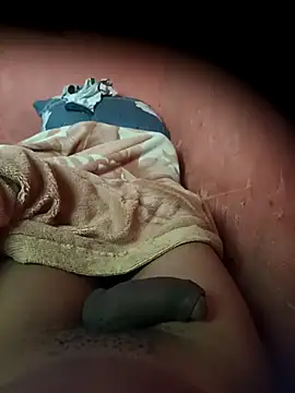 Snapshot of THErealHeat chatting on February 9, 2026, 8:12 am THErealHeat online show from February 9, 2026, 8:12 am