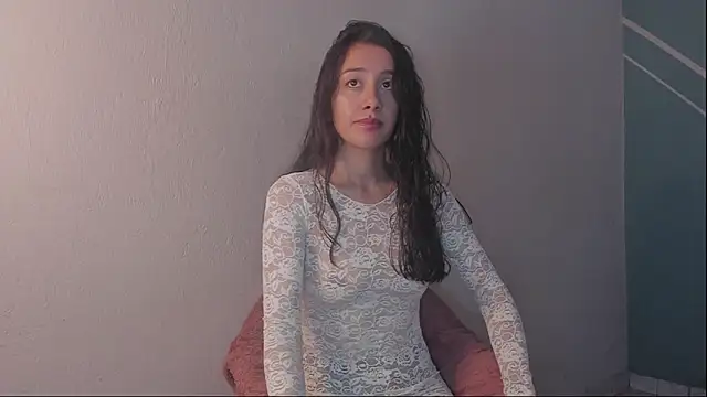 Lucy-Bluesea online show from March 20, 2026, 2:18 pm