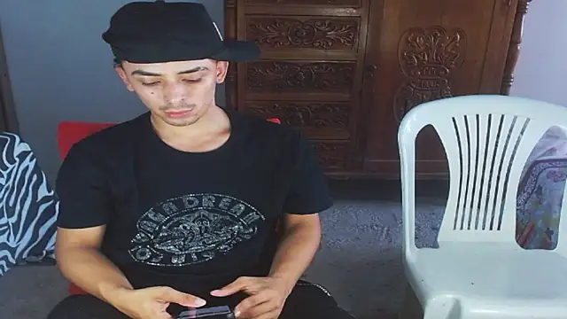 Snapshot of jamess_0 chatting on February 11, 2026, 4:07 pm jamess 0 online show from February 11, 2026, 4:07 pm