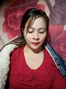 Snapshot of Mayly-s chatting on December 16, 2025, 12:42 pm Mayly-s online show from December 16, 2025, 12:42 pm