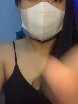 Snapshot of NinaBaby22 chatting on April 19, 2026, 4:24 am NinaBaby22 online show from April 19, 2026, 4:24 am