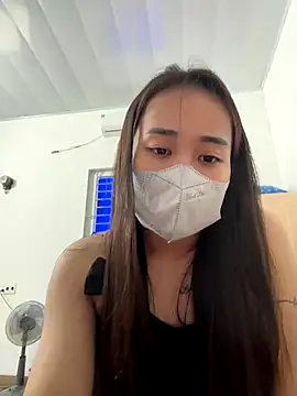 Snapshot of NinaBaby22 chatting on December 17, 2025, 6:51 am NinaBaby22 online show from December 17, 2025, 6:51 am