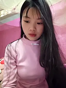 Quieny-x online show from December 20, 2025, 1:41 am