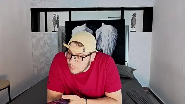 Snapshot of Chel_seth chatting on December 21, 2025, 4:36 am Chel seth online show from December 21, 2025, 4:36 am