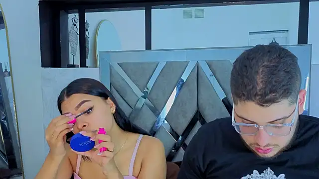 Snapshot of Chel_seth chatting on February 12, 2026, 4:12 am Chel seth online show from February 12, 2026, 4:12 am