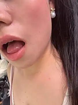 Snapshot of ella-ys chatting on March 2, 2026, 7:15 am ella-ys online show from March 2, 2026, 7:15 am