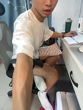 jason5858 online show from December 23, 2025, 5:51 am