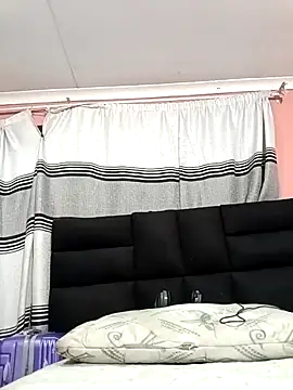 SweetHotPussy 99 online show from January 8, 2026, 8:15 pm