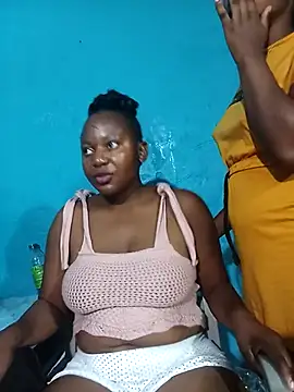 SweetHotPussy 99 online show from December 19, 2025, 4:53 pm