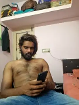 Snapshot of suhxil79 chatting on May 3, 2026, 9:47 am suhxil79 online show from May 3, 2026, 9:47 am