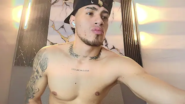 DAVIN 01 online show from December 16, 2025, 12:09 pm