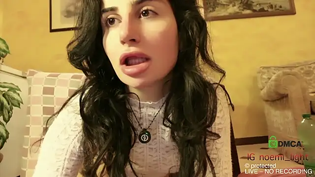 DeaAthena online show from February 19, 2026, 8:50 pm