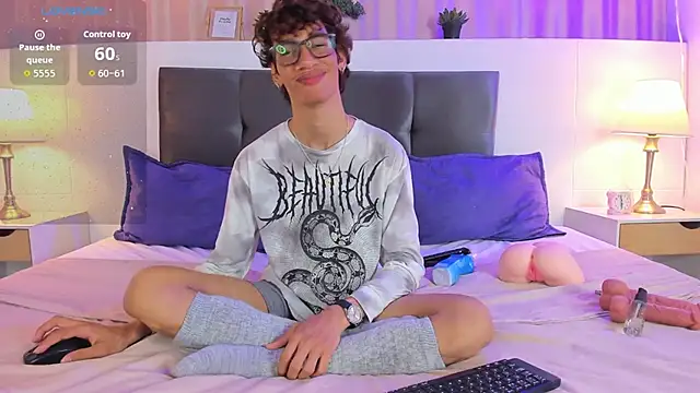 Snapshot of Will_Turneer chatting on January 17, 2026, 11:08 pm Will Turneer online show from January 17, 2026, 11:08 pm