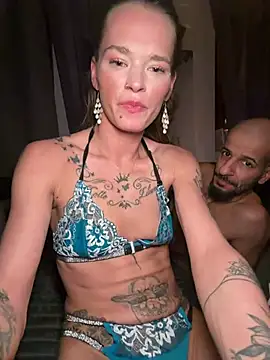 Snapshot of vinique99 chatting on February 14, 2026, 12:55 am vinique99 online show from February 14, 2026, 12:55 am