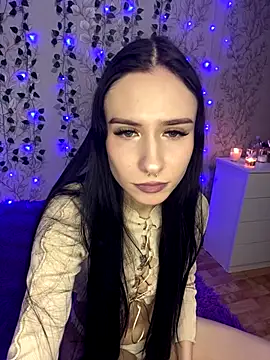 Show Lissa online show from December 14, 2025, 4:45 pm