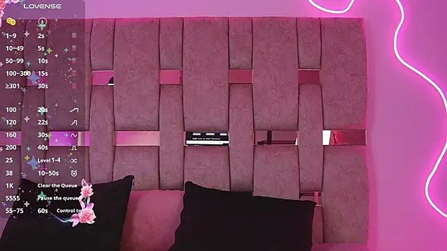 Snapshot of _SweetyAngel_ chatting on December 17, 2025, 7:52 pm SweetyAngel online show from December 17, 2025, 7:52 pm