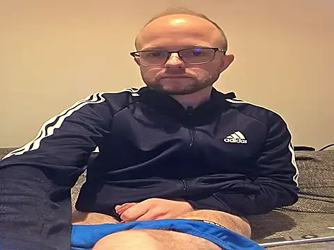 SoftishInflow online show from December 17, 2025, 9:09 pm