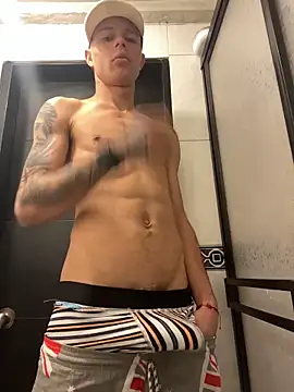 Danseuz online show from December 19, 2025, 1:02 pm