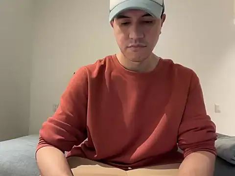 izantix online show from December 19, 2025, 5:32 am