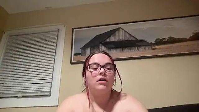 Snapshot of kinsiebaby chatting on December 18, 2025, 2:16 am kinsiebaby online show from December 18, 2025, 2:16 am