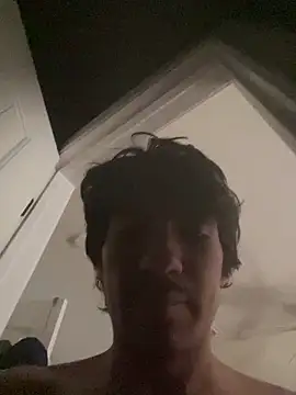 Kinggg Angggel online show from December 16, 2025, 6:34 pm