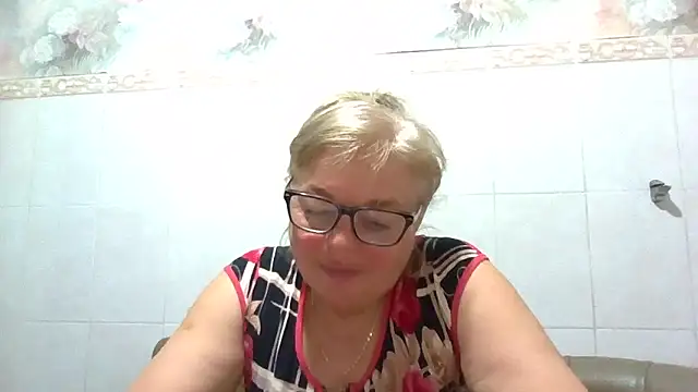 LinaLight88 online show from April 1, 2026, 7:22 pm