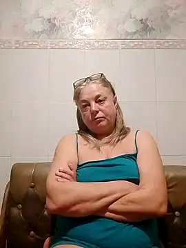 Snapshot of LinaLight88 chatting on January 14, 2026, 8:12 pm LinaLight88 online show from January 14, 2026, 8:12 pm