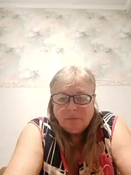 Snapshot of LinaLight88 chatting on January 10, 2026, 9:10 pm LinaLight88 online show from January 10, 2026, 9:10 pm