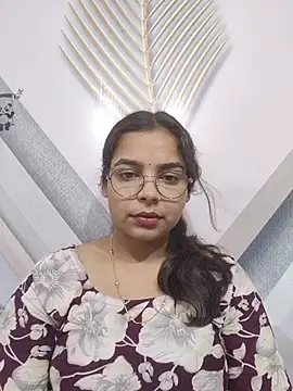 Snapshot of Himani_0122 chatting on July 7, 2026, 7:45 am Himani 0122 online show from July 7, 2026, 7:45 am