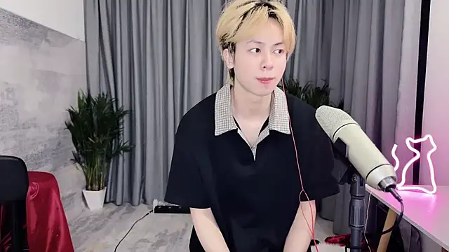 Snapshot of hafabva chatting on May 7, 2026, 1:47 pm hafabva online show from May 7, 2026, 1:47 pm