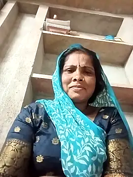 Shreya pandit online show from March 10, 2026, 10:58 pm