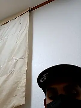 Snapshot of big_dick_fuker123 chatting on December 18, 2025, 1:04 pm big dick fuker123 online show from December 18, 2025, 1:04 pm