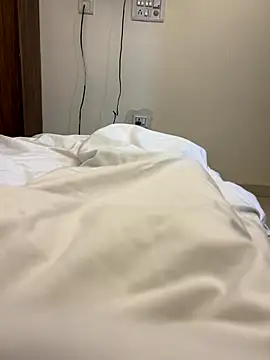 Sexmore21 online show from December 14, 2025, 12:22 pm