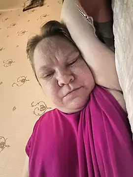 -Queen- online show from February 11, 2026, 2:50 pm